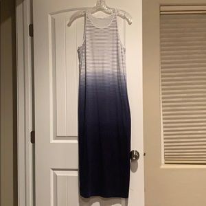 Athleta EUC Maxi Dress Navy Striped  size Large